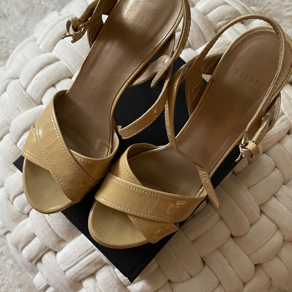 Stuart Weitzman Tan Heels